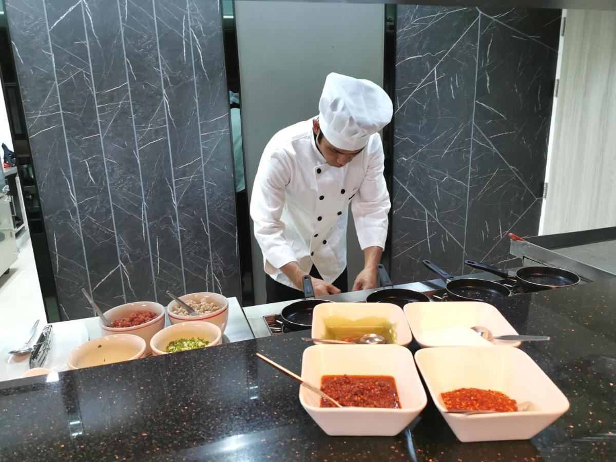 Arista Hotel Ubon Ubon Ratchathani Εξωτερικό φωτογραφία