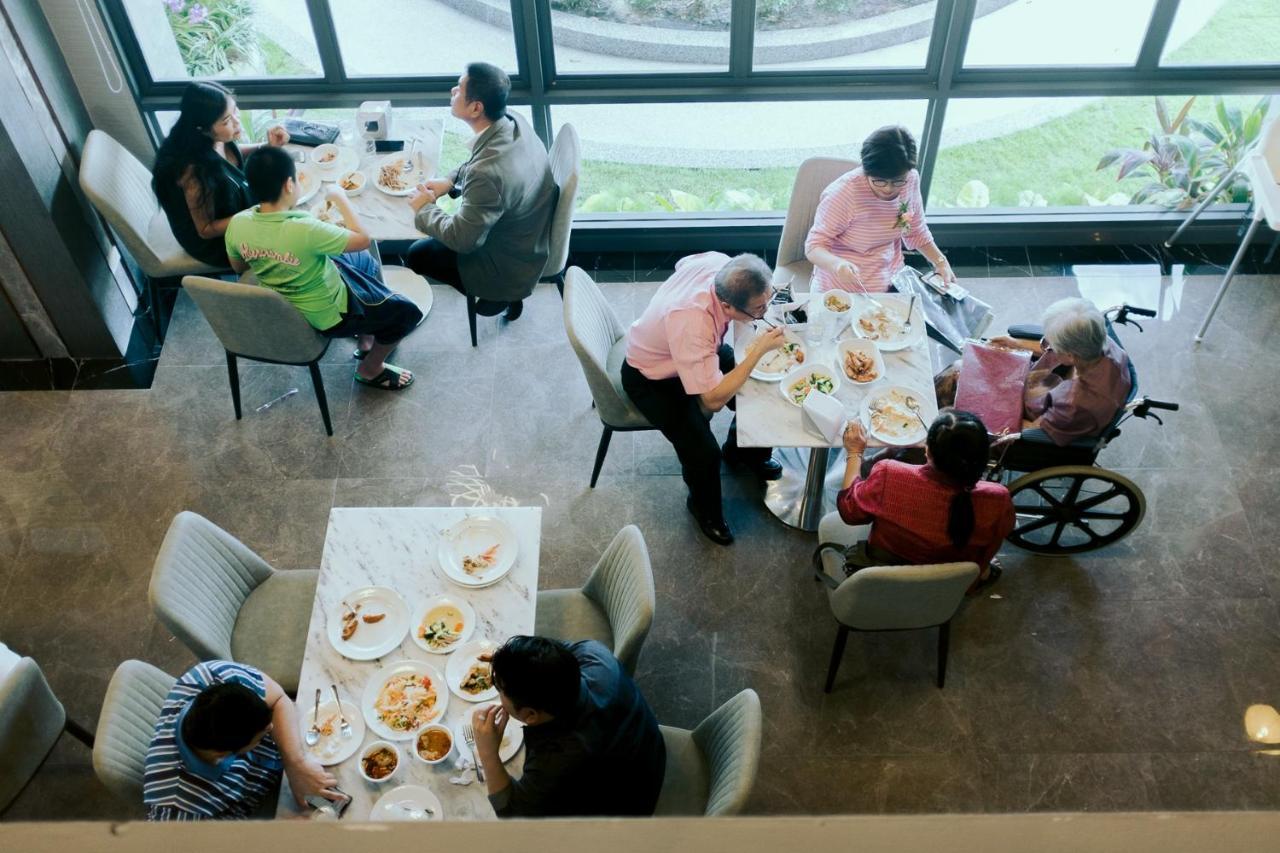 Arista Hotel Ubon Ubon Ratchathani Εξωτερικό φωτογραφία